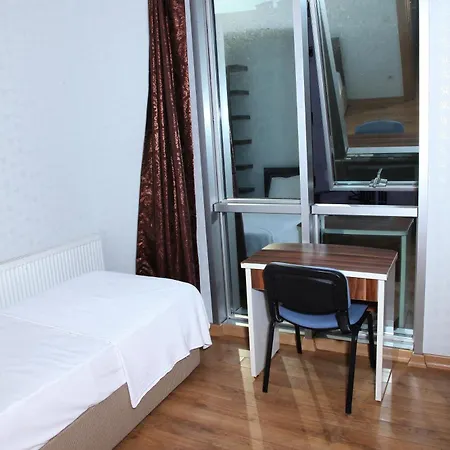 Garden Hill Hotel 3*